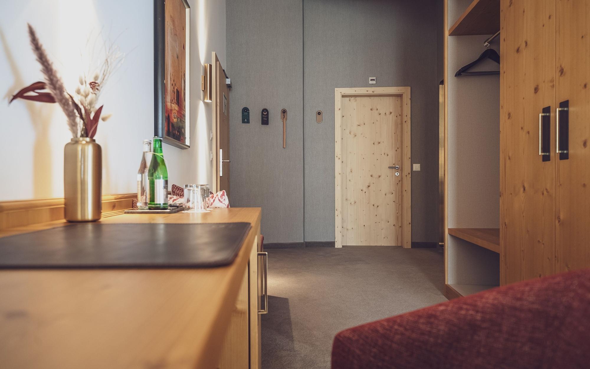 Hotel Waldhuus Davos Bagian luar foto
